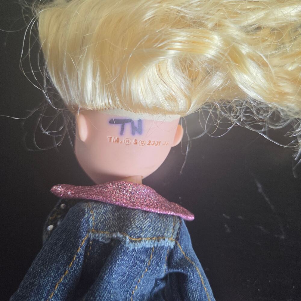 Vintage 2004 Bratz Blind Date Secret Date Cloe Doll with Original Outfit - Picture 8 of 8